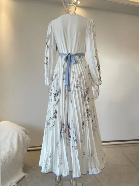 Design Floral Pleated V-Neck Maxi Dress in White with Blue and Beige Accents - 9