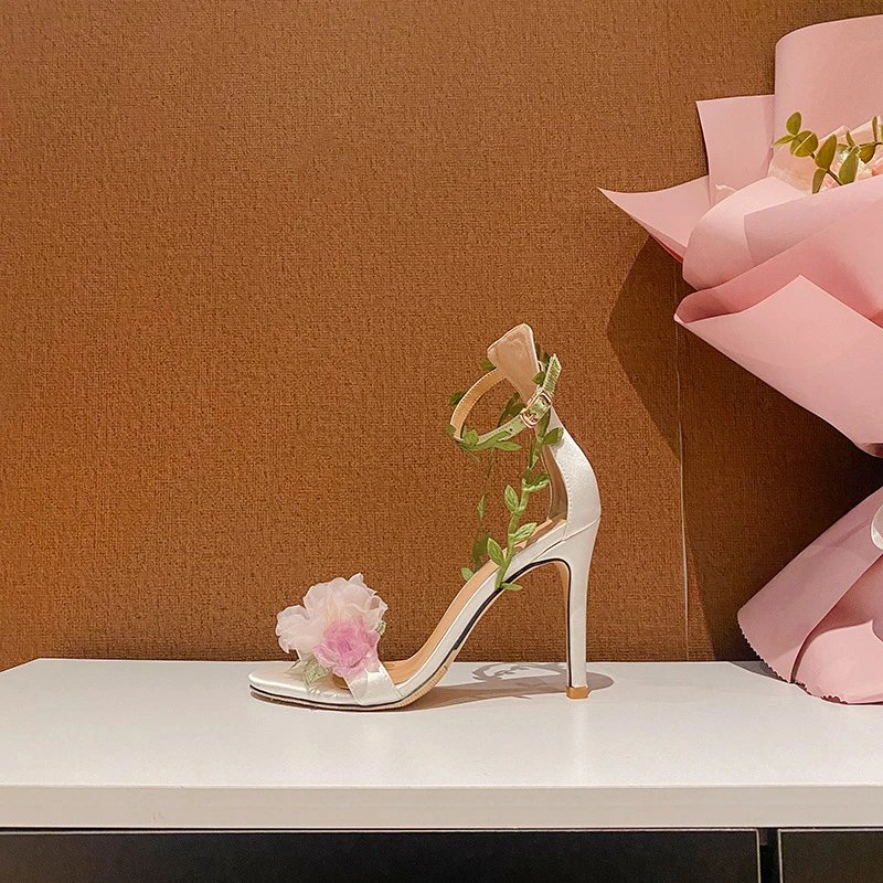 Design Floral Vine Ankle-Strap Stiletto Heels White - 10