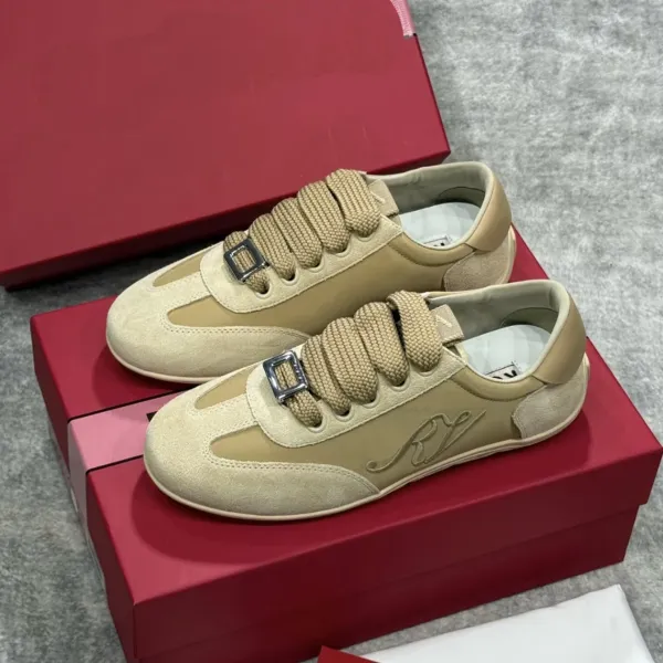 Hogan H222 Sneakers Beige Suede with Buckle Detail Sneakers - 14