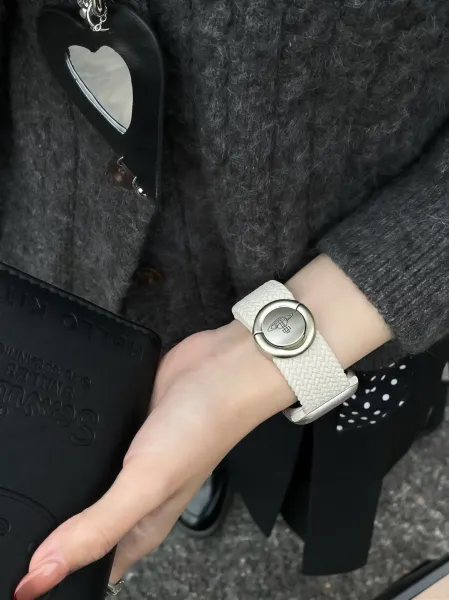 Vivienne Westwood x Apple Watch Band Burgundy Smartwatch - 3
