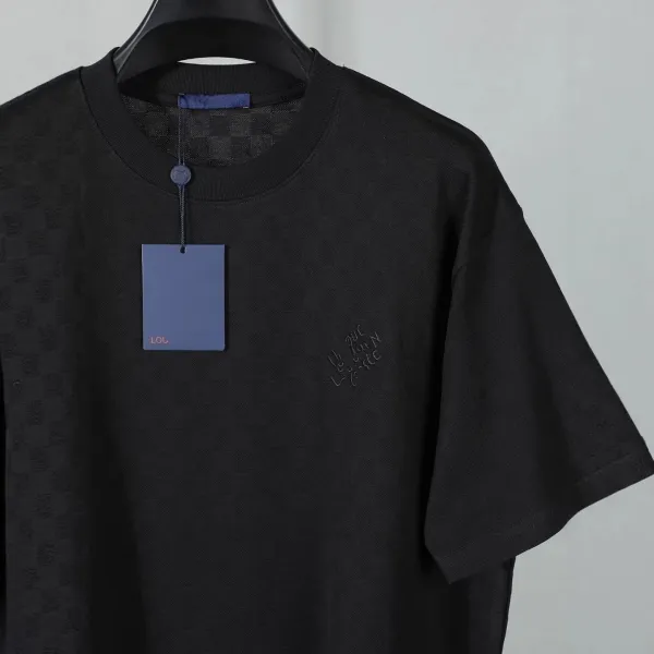 Design Minimalist Embroidered Black T-Shirt - 4