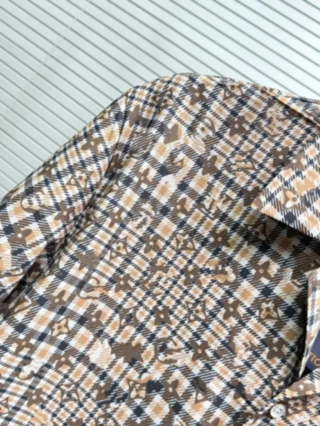Design Short-Sleeve Shirt with Grid and Floral Pattern Beige Multicolor Shirt - 9