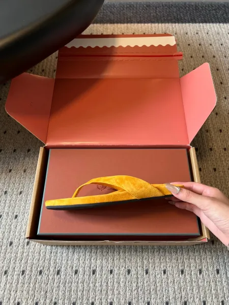 Jacquemus Les Tongs Jaune Suede Flip-Flops Slippers - 27