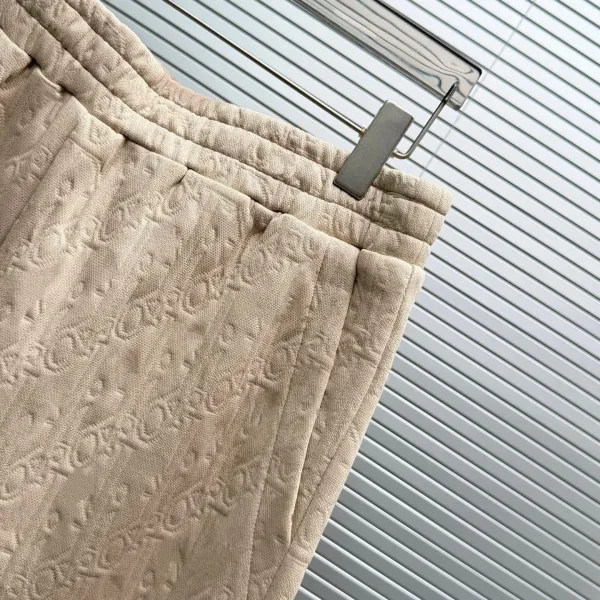 Design Embossed Pattern Navy Shorts - 7