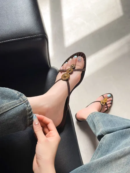 Design Embellished Suede Thong Sandals in Dusty Gray - 26