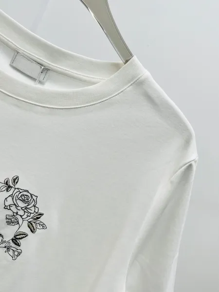Chanel Floral Heart Embroidered White T-Shirt - 15