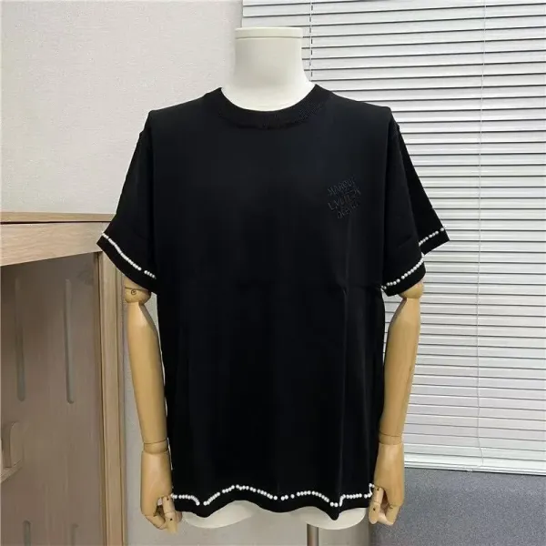 Design Black Embossed Floral T-Shirt - 3