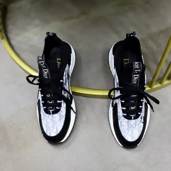 Dior B23 Oblique White Sneakers Chunky Sneakers - 5