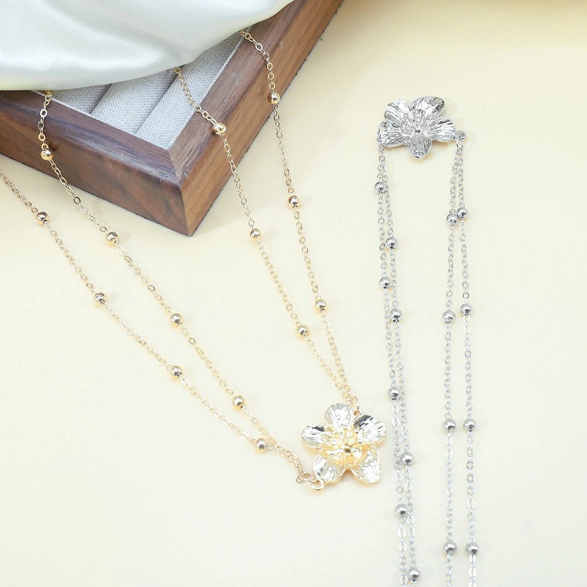 Gold Flower Double Chain Waist Belt