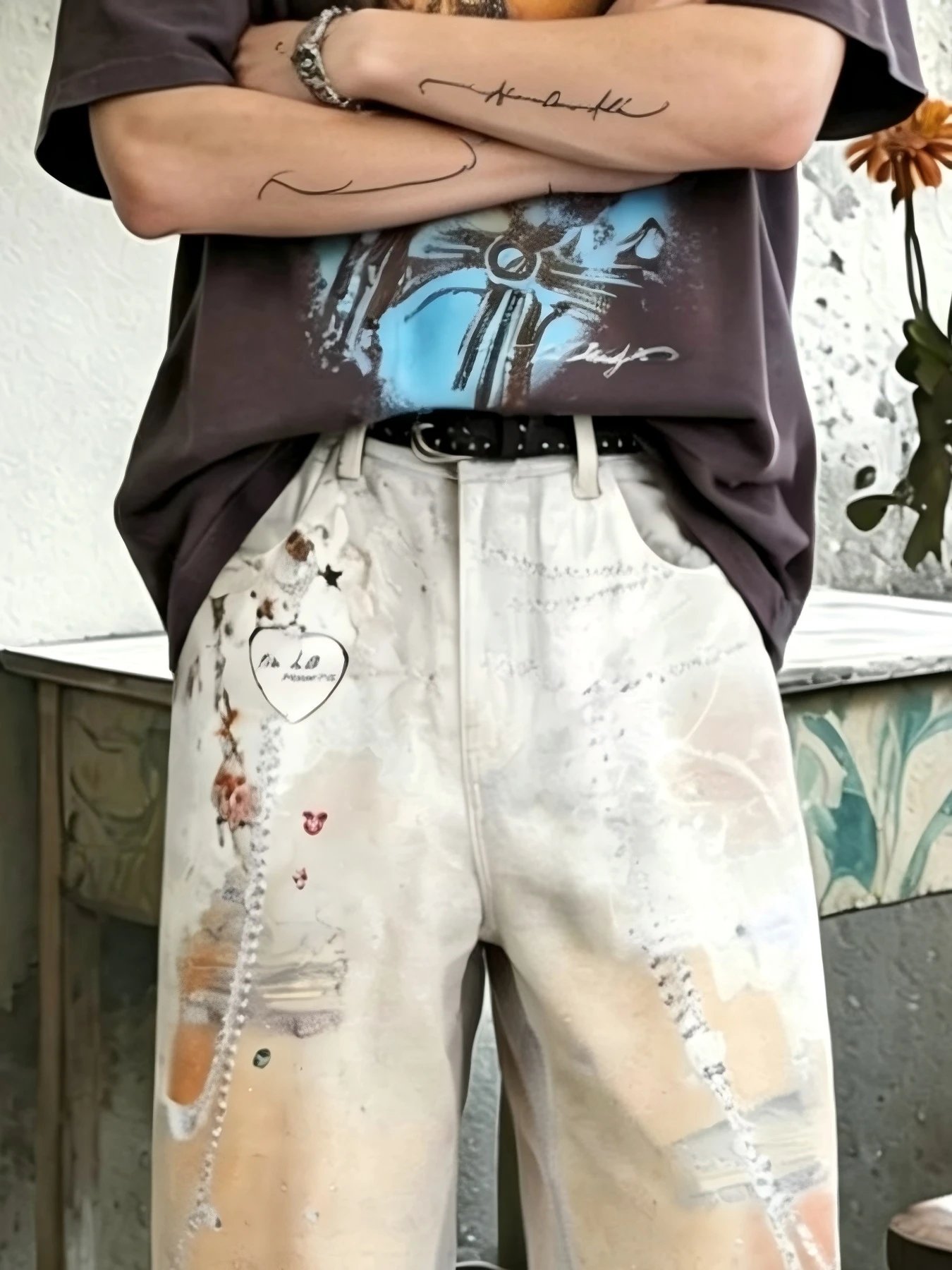 Design Distressed Paint-Splatter Wide-Leg Pants with Heart Patch Beige - 2