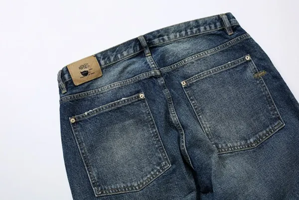Design Paint-Splatter Washed Denim Jeans - 26