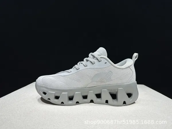 Kith x On Running CloudTec Gray Sneakers Chunky Sneakers - 10