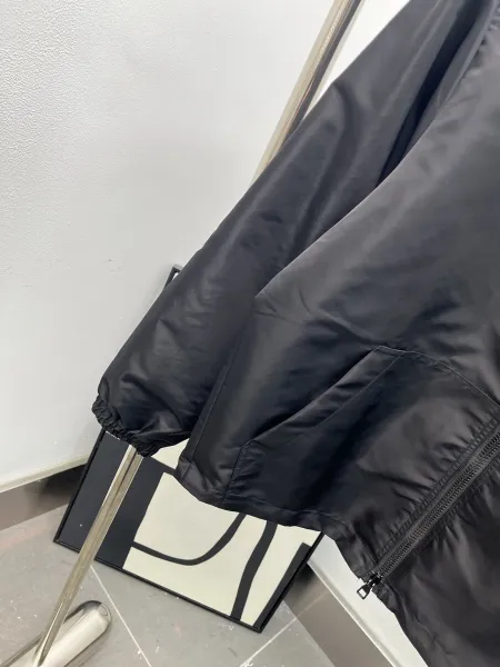 Design Windbreaker Jacket Black Outerwear - 22