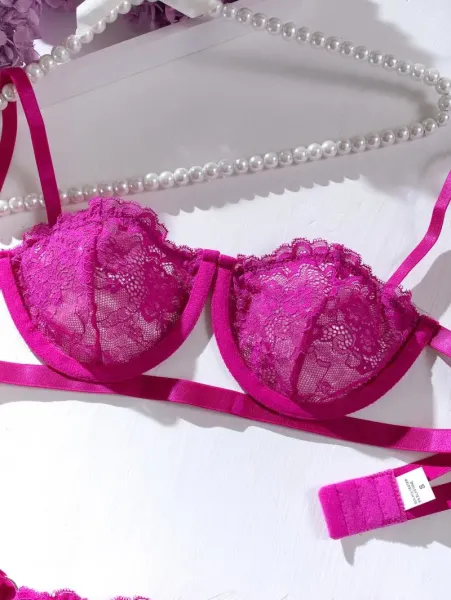 Design Red Lace Strappy Bra and Thong Set Underwear - 19