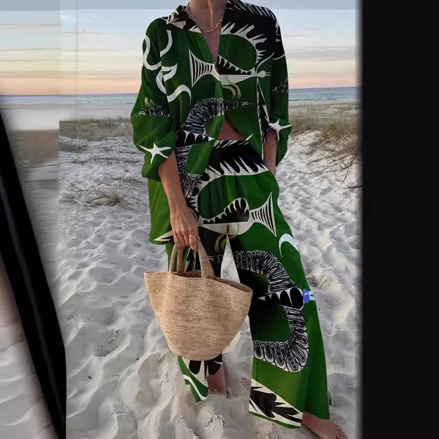 Design Printed Bird Motif Shirt with Colorblock Cuff Pants and Straw Bucket Bag Clothing - 4
