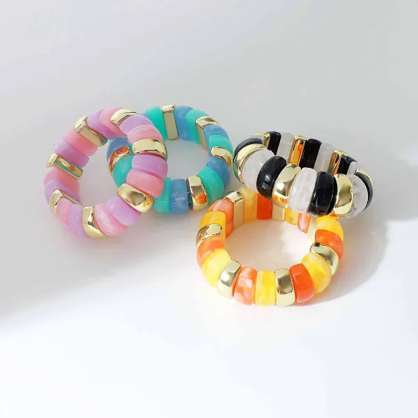 Design Green and Cream Resin Bead Stretch Bracelet - 32