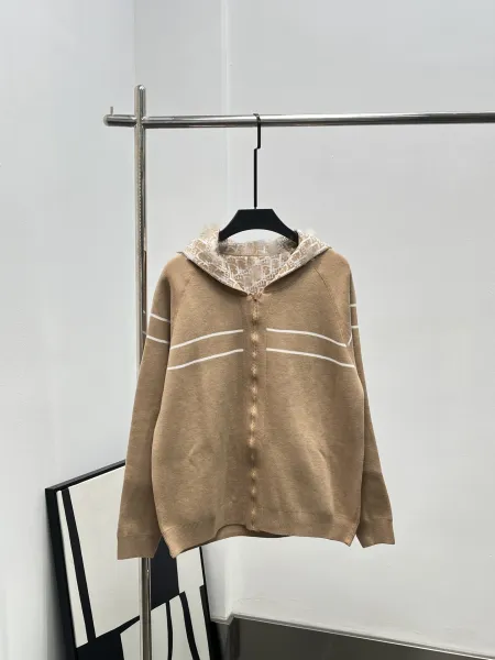 Design Zip-Up Hoodie with Striped Pattern and Printed Lining Gray Hoodie - 8