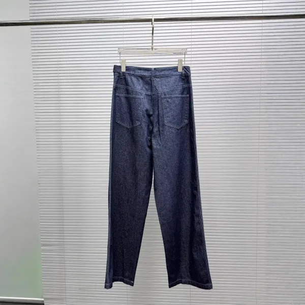 Design White Contrast-Stitch Straight-Leg Jeans - 3