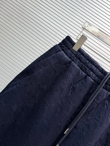 Design Embossed Pattern Navy Shorts - 11