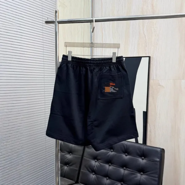 Design Classic Elastic Waist Shorts Black - 3