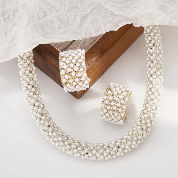 Design Pearl Cluster Necklace and Earrings Set White Jewelry - 15