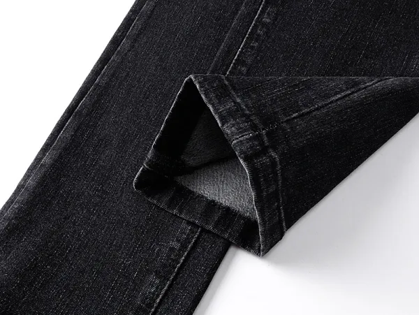 Design RTA Distressed Black Denim Jeans - 9