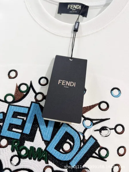 Fendi Graphic Embroidered White T-Shirt - 14