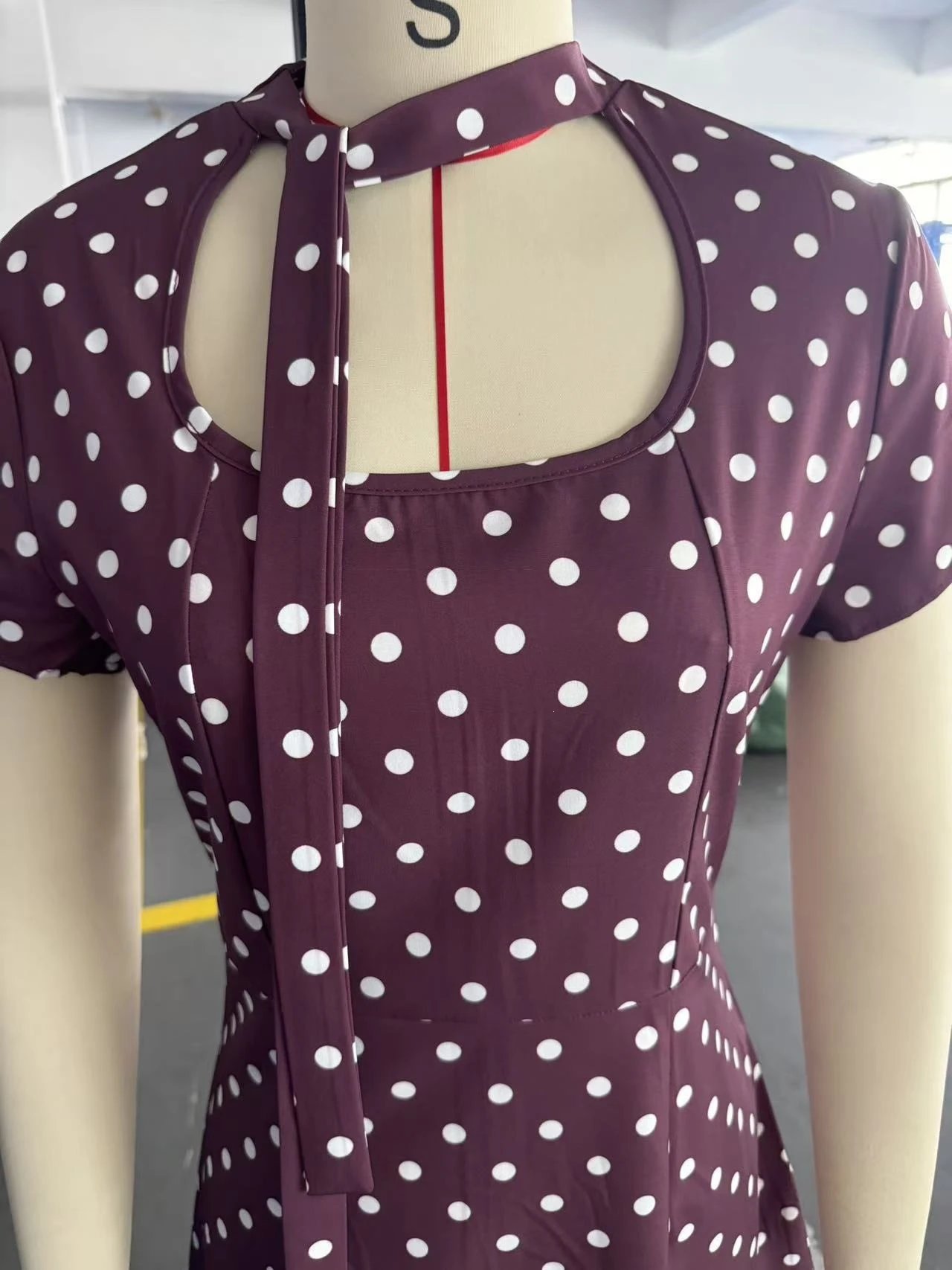 Design Polka Dot Cutout Neck Dress Black and White Dress - 5