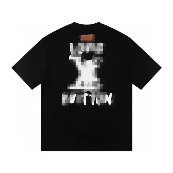 Design Pixelated Figure T-Shirt Black - 8