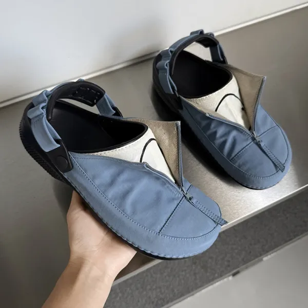 Design Tabi-Style Zipper Clog Sandals Blue - 1