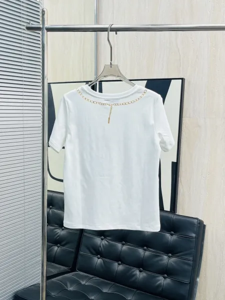 Design Chain-Trimmed White T-Shirt - 1