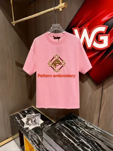 Design Horse Motif Embroidered Pink T-Shirt - 1