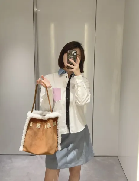 Design Patchwork Button-Down Shirt White with Black Placket and Pink Pocket + Gray Mini Skirt Tops Shirt - 7