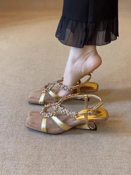 Design Crystal-Embellished Gold Strap Square-Toe Block Heel Sandals - 2
