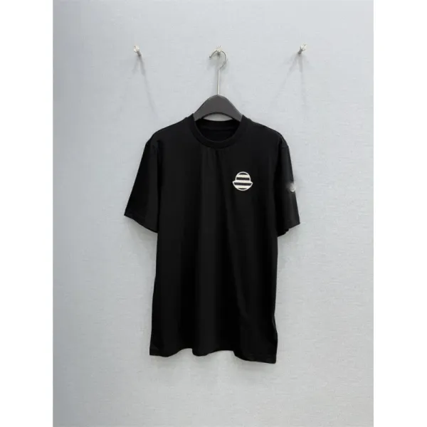 Design Minimalist Stripe Logo Black T-Shirt - 1