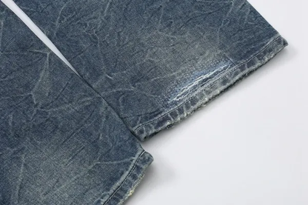 Design Paint-Splatter Washed Denim Jeans - 44