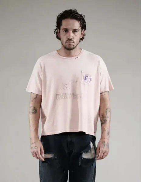 Design Melt-Dow Distressed Graphic T-Shirt Peach - 16