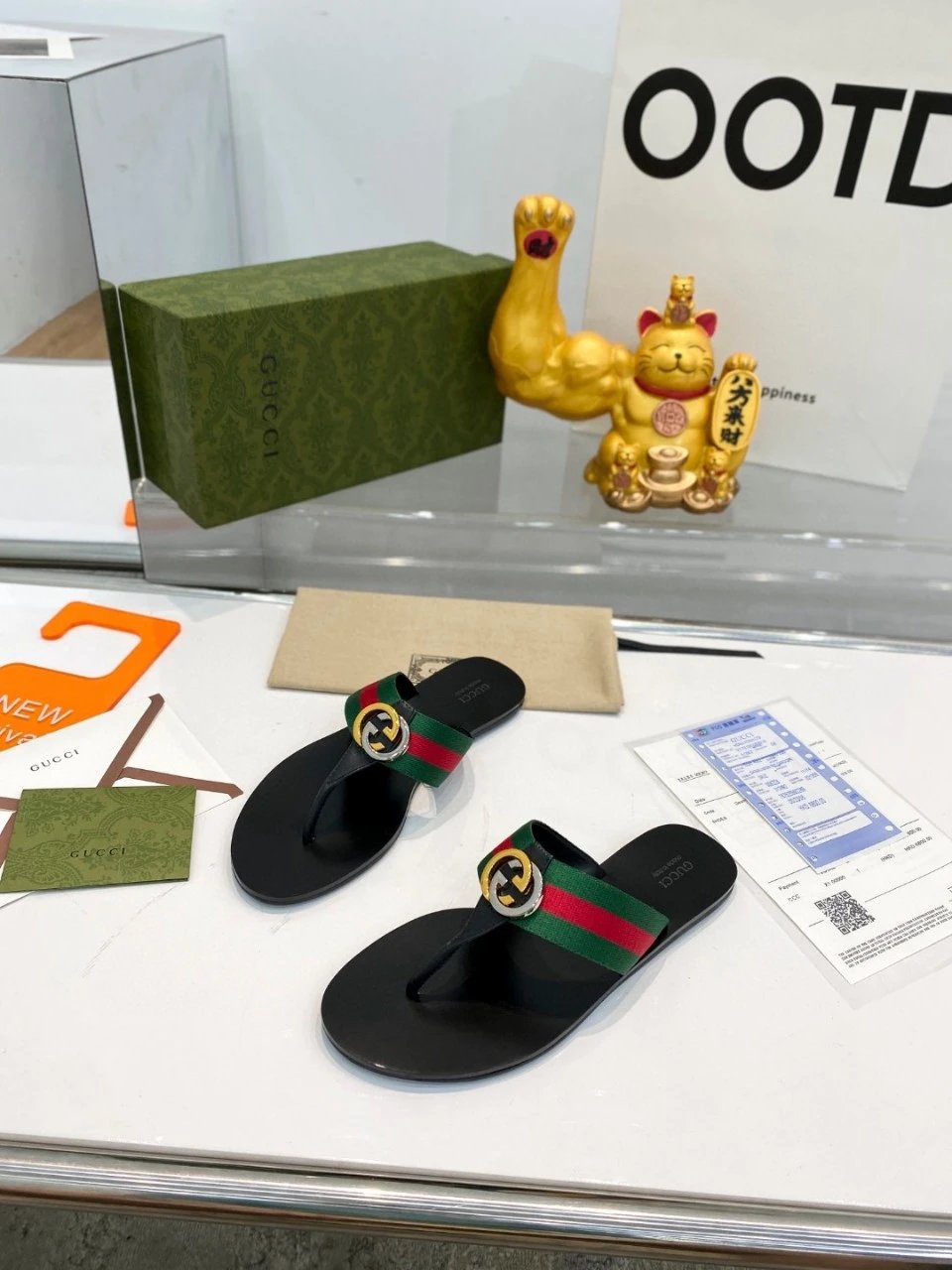 Gucci Horsebit Thong Sandals Black and Tan Leather Sandals - 33