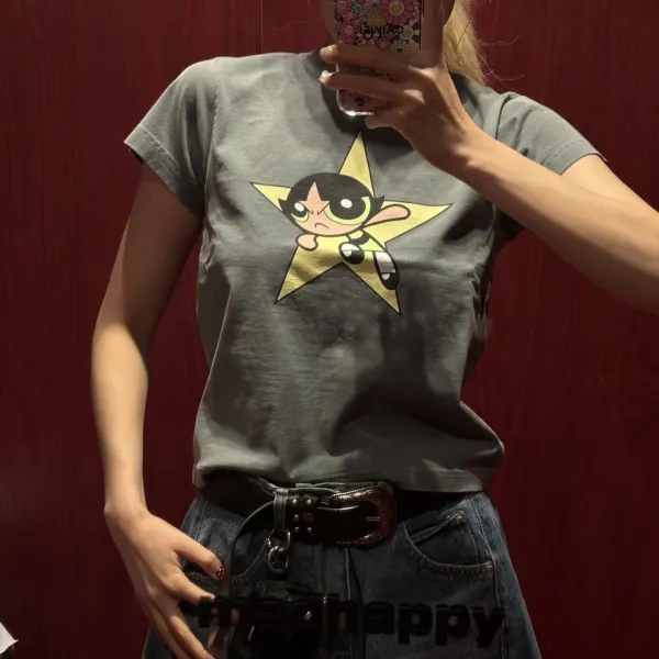 Design Powerpuff Girls x MADHAPPY Star Graphic T-Shirt Charcoal Gray T-Shirt T-Shirts - 4