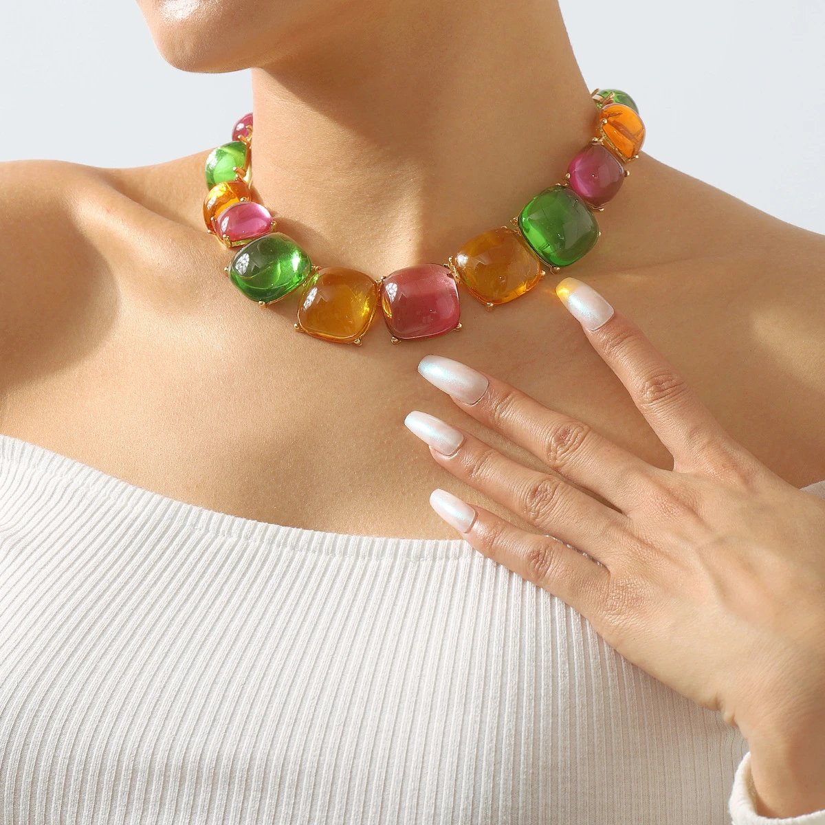 Design Statement Crystal Gradient Necklace Jewelry - 13