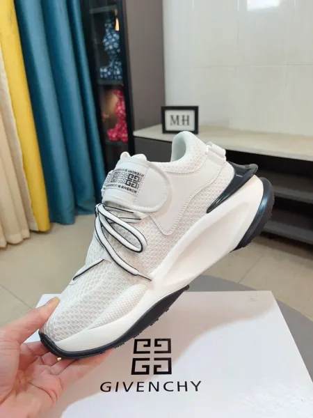 Givenchy Urban Street White Mesh Sneakers Chunky Sneakers - 3