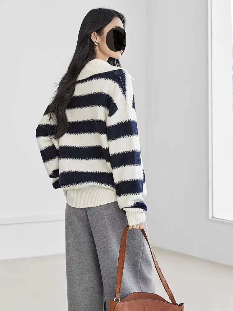 Design Striped Collared Knit Sweater in Navy and Cream Sweater - 5