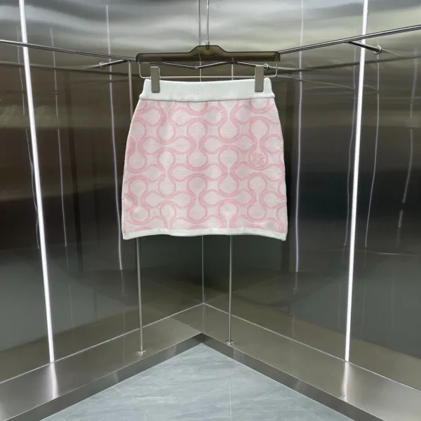 Design Knit Polo and Skirt Set Pink Geometric Pattern Two-Piece Set - 10