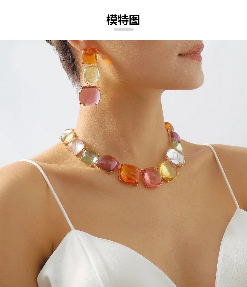 Design Statement Crystal Gradient Necklace Jewelry - 7