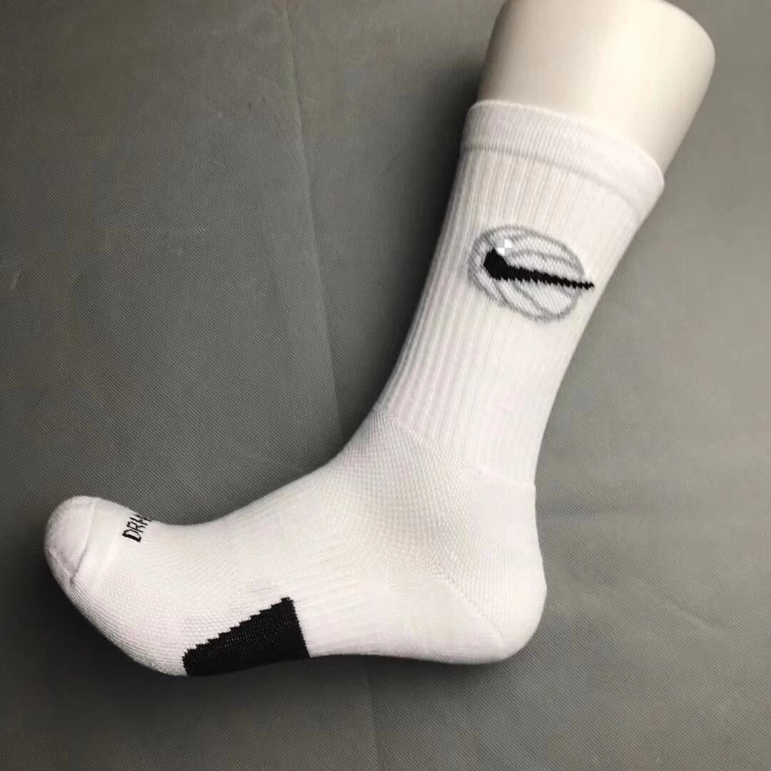 Nike Elite Everyday White Basketball Crew Socks