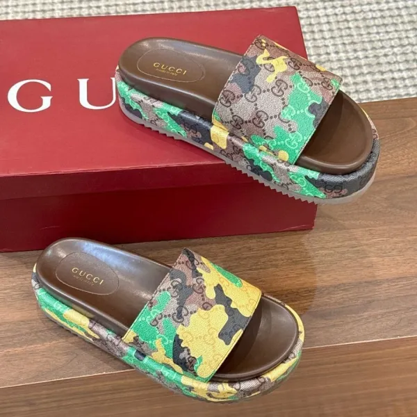 Gucci GG Marmont Camouflage Slide Sandals Multicolor Slippers - 1