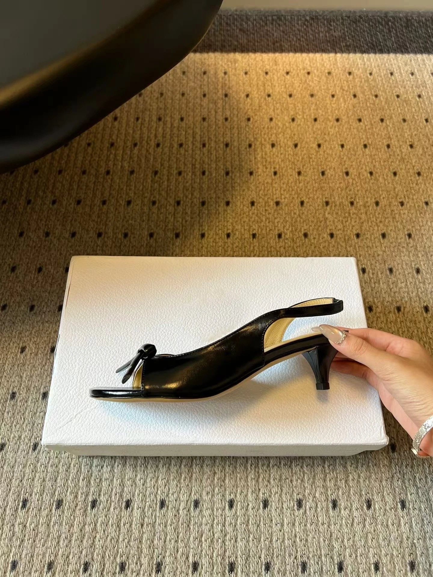 Design Black Bow-Embellished Slingback Block Heel Sandals Heels - 11