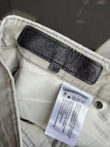 Chrome Hearts Cross-Embroidered Light Wash Jeans - 7