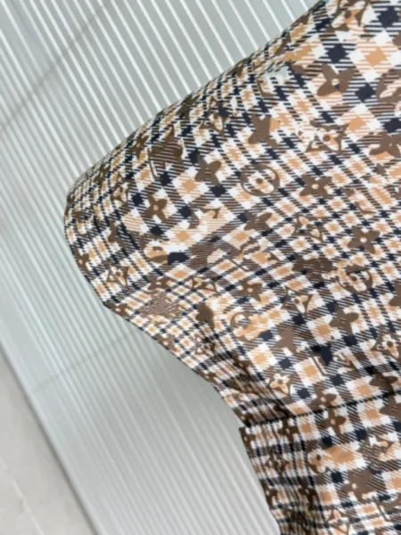 Design Short-Sleeve Shirt with Grid and Floral Pattern Beige Multicolor Shirt - 10