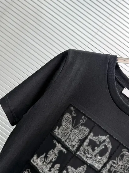 Design Grid Print Black T-Shirt - 7